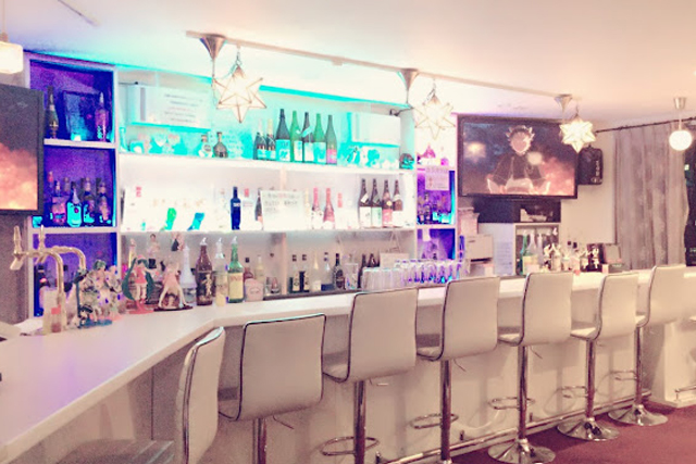 メイドカフェ&バー ぱにえ