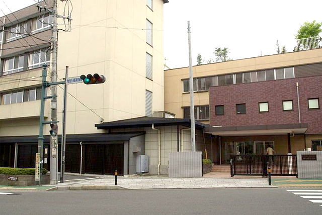 新名学園 旭丘高等学校